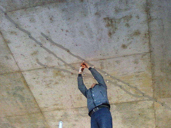 建筑裂缝修补工程